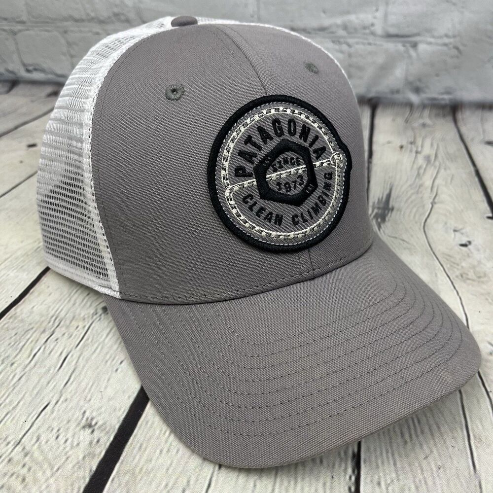 Patagonia Trucker Cap Hat Adult SnapBack Adjustable Clean Climbing Mesh Gray